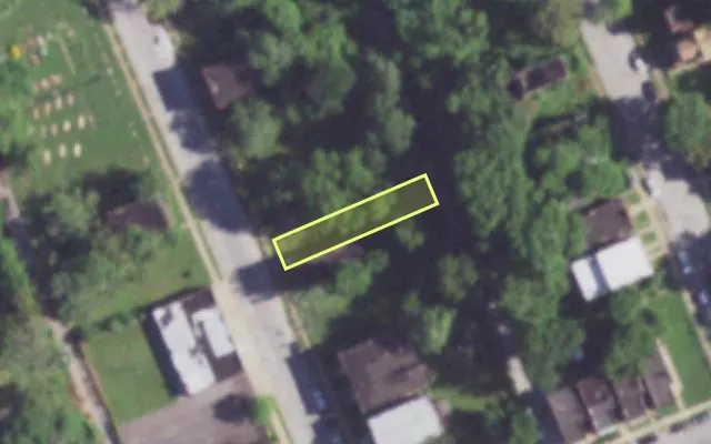 Aerial view of 4322 N 20TH ST — vacant lot, St. Louis with approximate parcel outline