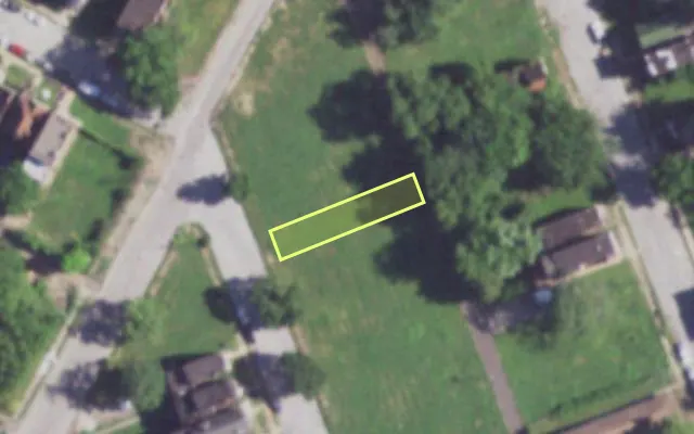 Aerial view of 3932 PARNELL ST — vacant lot, St. Louis with approximate parcel outline