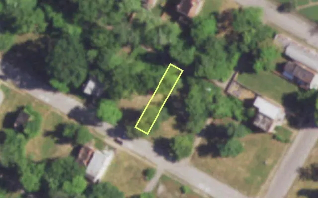 Aerial view of 4525 COTE BRILLIANTE AV — vacant lot, St. Louis with approximate parcel outline