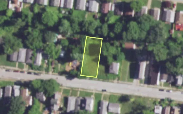 Aerial view of 883 HARLAN AV — vacant lot, St. Louis with approximate parcel outline