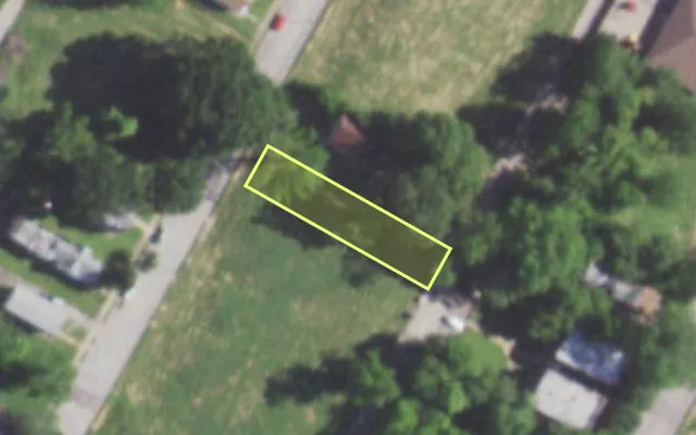 Aerial view of 2832 SEMPLE AV — vacant lot, St. Louis with approximate parcel outline