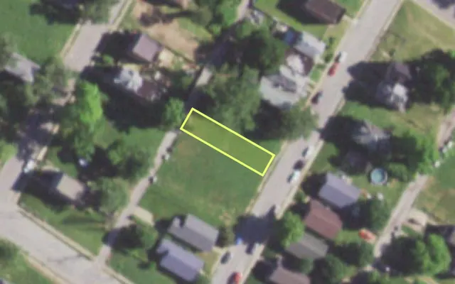 Aerial view of 1421 TEMPLE PL — vacant lot, St. Louis with approximate parcel outline