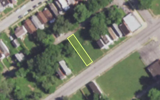 Aerial view of 5077 UNION BLVD — vacant lot, St. Louis with approximate parcel outline