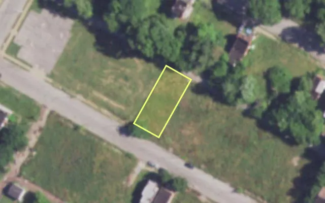 Aerial view of 4045 GARFIELD AV — vacant lot, St. Louis with approximate parcel outline