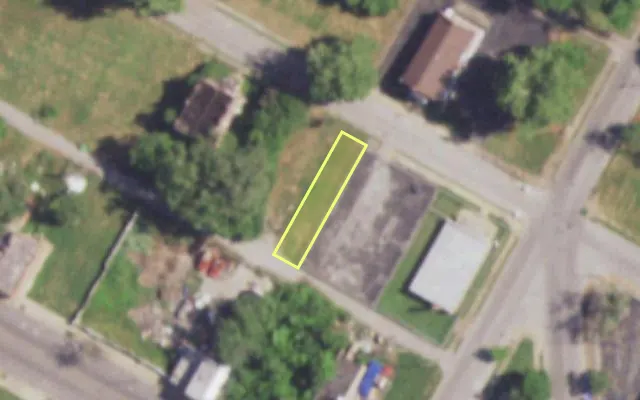 Aerial view of 4416 ALDINE AV — vacant lot, St. Louis with approximate parcel outline