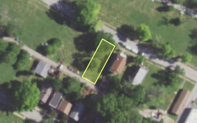 Aerial view of 5838 TERRY AV — vacant lot, St. Louis with approximate parcel outline