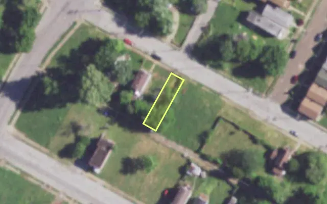Aerial view of 3768 PENROSE ST — vacant lot, St. Louis with approximate parcel outline