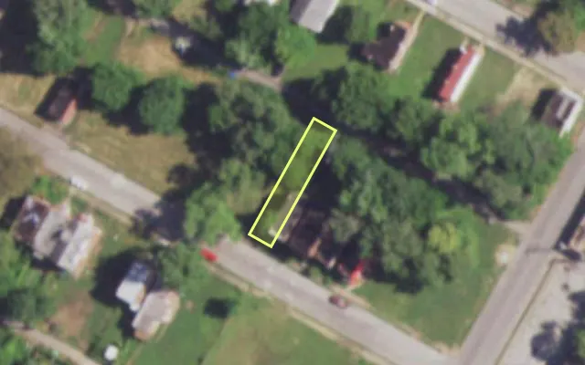 Aerial view of 4421 NORTH MARKET ST — vacant lot, St. Louis with approximate parcel outline