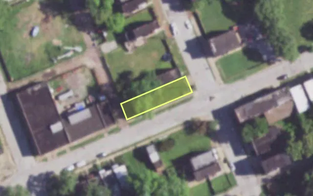 Aerial view of 4101 N 20TH ST — vacant lot, St. Louis with approximate parcel outline