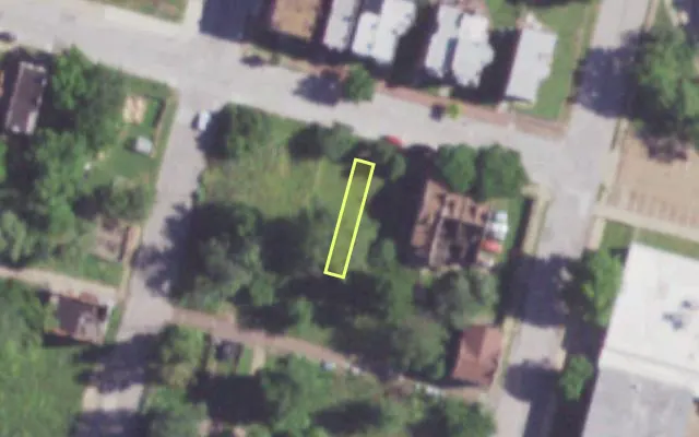 Aerial view of 1214 HEBERT ST — vacant lot, St. Louis with approximate parcel outline