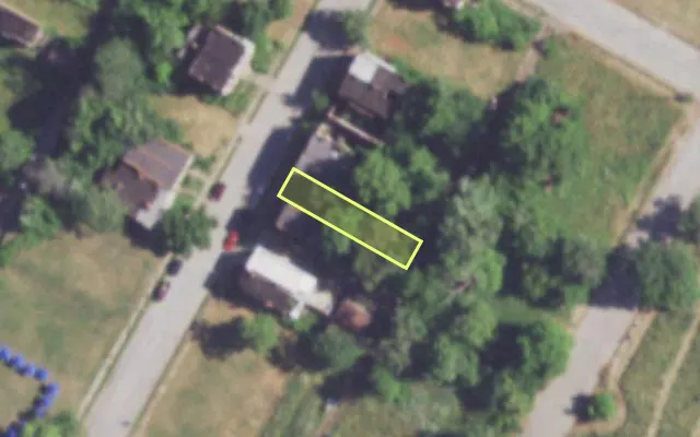 Aerial view of 1902 COLEMAN ST — vacant lot, St. Louis with approximate parcel outline