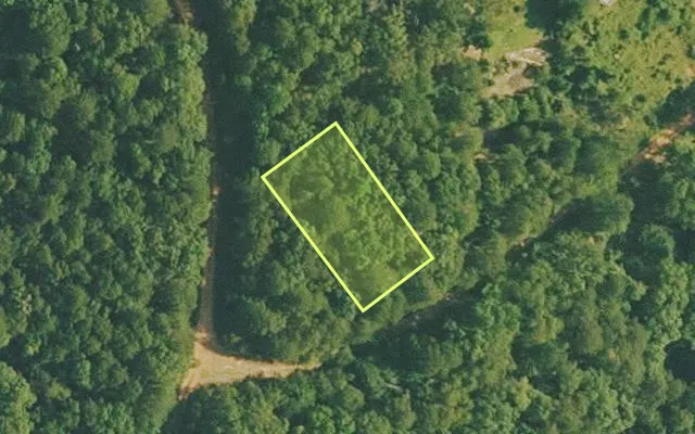 Aerial view of VAN BUREN County parcel 4050-03235-0000 — Arkansas post-auction with approximate parcel outline