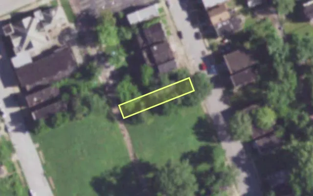 Aerial view of 4021 N FLORISSANT AV — vacant lot, St. Louis with approximate parcel outline