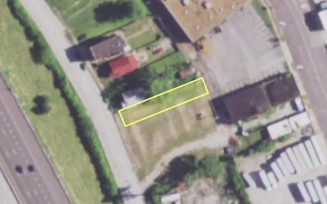 Aerial view of 4006 N 9TH ST — vacant lot, St. Louis with approximate parcel outline