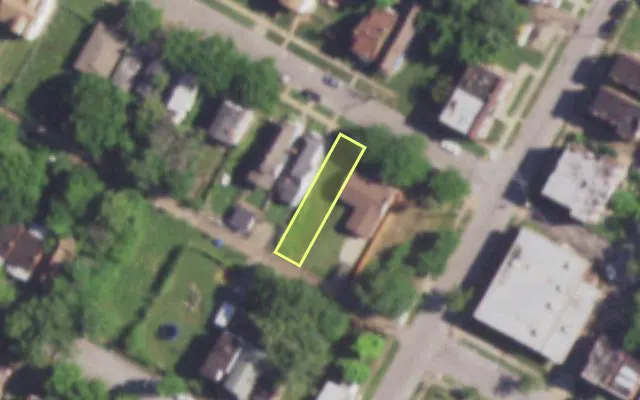 Aerial view of 4610 SAN FRANCISCO AV — vacant lot, St. Louis with approximate parcel outline