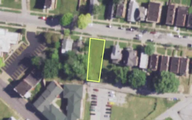 Aerial view of 840 MCLARAN AV — vacant lot, St. Louis with approximate parcel outline