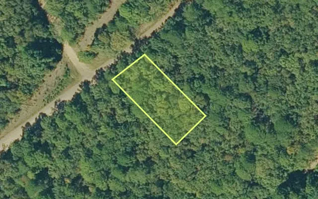 Aerial view of VAN BUREN County parcel 4300-01131-0000 — Arkansas post-auction with approximate parcel outline