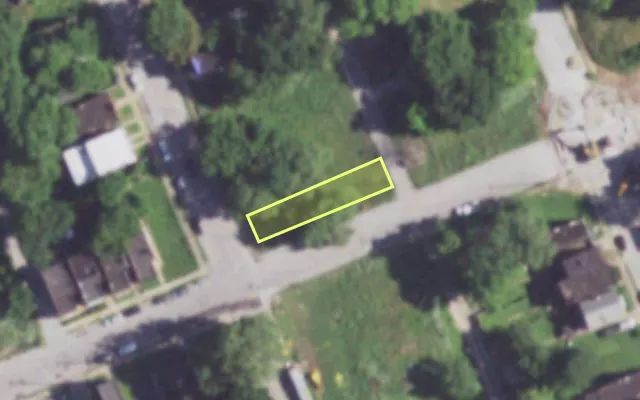 Aerial view of 4300 N 19TH ST — vacant lot, St. Louis with approximate parcel outline