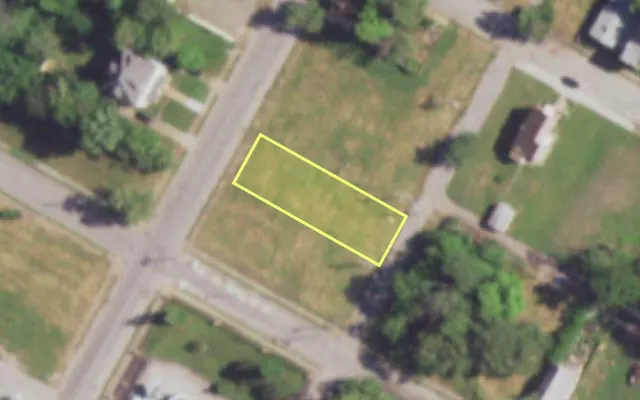 Aerial view of 1708 N TAYLOR AV — vacant lot, St. Louis with approximate parcel outline