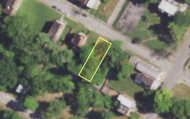 Aerial view of 4518 GARFIELD AV — vacant lot, St. Louis with approximate parcel outline