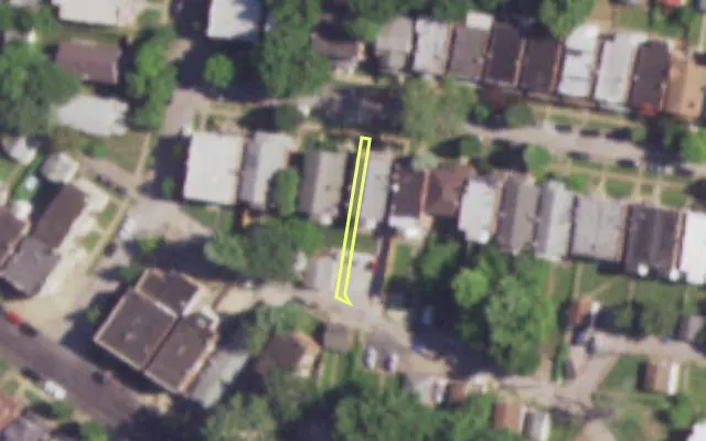 Aerial view of 3682 MONTANA ST — vacant lot, St. Louis with approximate parcel outline