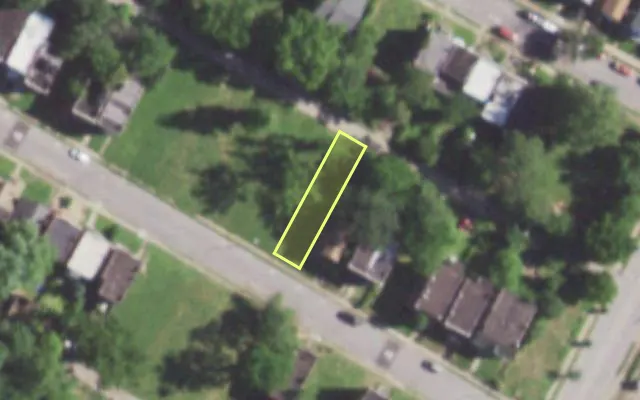 Aerial view of 5827 LOTUS AV — vacant lot, St. Louis with approximate parcel outline