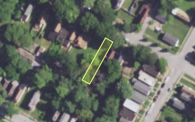 Aerial view of 4118 GREEN LEA PL — vacant lot, St. Louis with approximate parcel outline