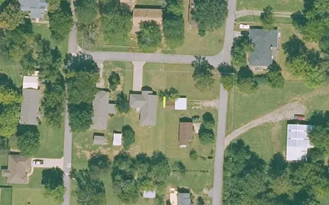 Aerial view of CRAWFORD County parcel 710-00475-001 — Arkansas post-auction with approximate parcel outline
