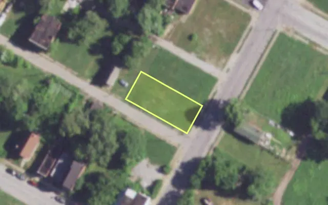 Aerial view of 4121 PRAIRIE AV — vacant lot, St. Louis with approximate parcel outline