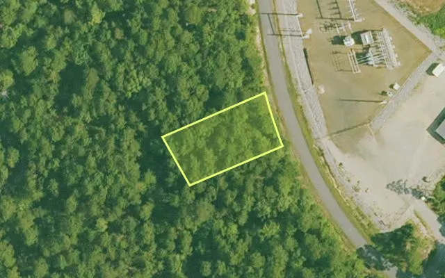 Aerial view of SALINE County parcel 384-00088-000 — Arkansas post-auction with approximate parcel outline