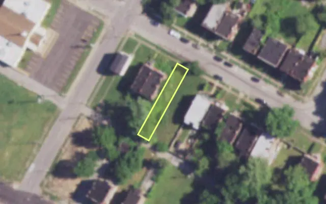 Aerial view of 4274 LABADIE AV — vacant lot, St. Louis with approximate parcel outline
