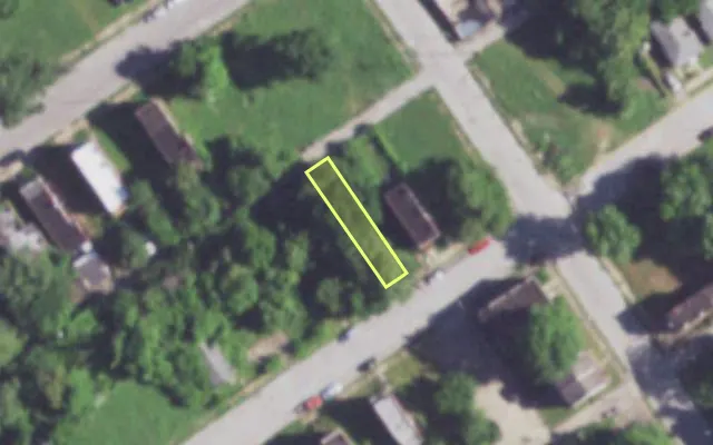 Aerial view of 2011 GANO AV — vacant lot, St. Louis with approximate parcel outline
