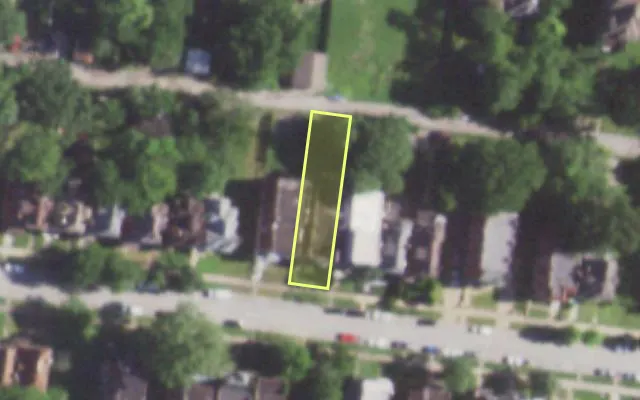 Aerial view of 5047 CATES AV — vacant lot, St. Louis with approximate parcel outline
