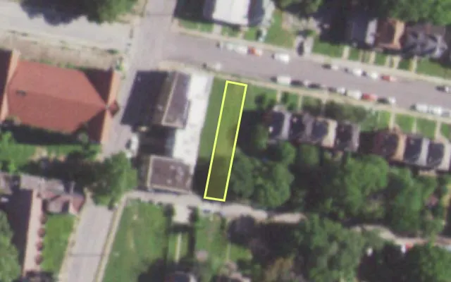 Aerial view of 5092 MINERVA AV — vacant lot, St. Louis with approximate parcel outline