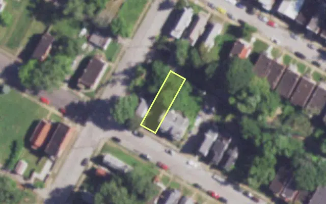 Aerial view of 4287 MARGARETTA AV — vacant lot, St. Louis with approximate parcel outline
