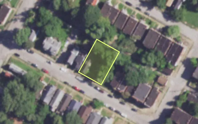Aerial view of 4269 MARGARETTA AV — vacant lot, St. Louis with approximate parcel outline