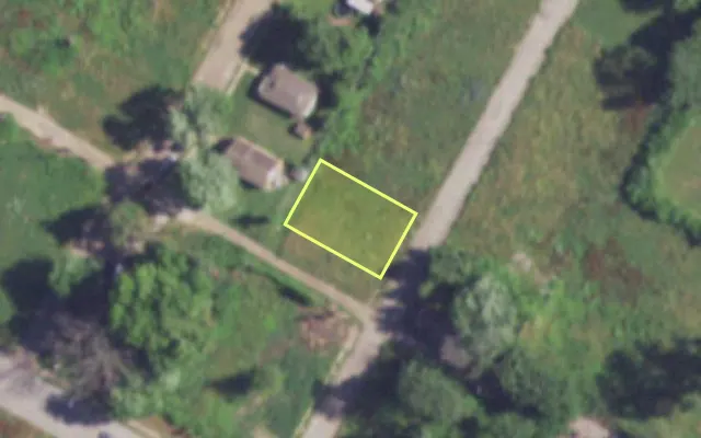 Aerial view of 3025 MARNICE PL — vacant lot, St. Louis with approximate parcel outline
