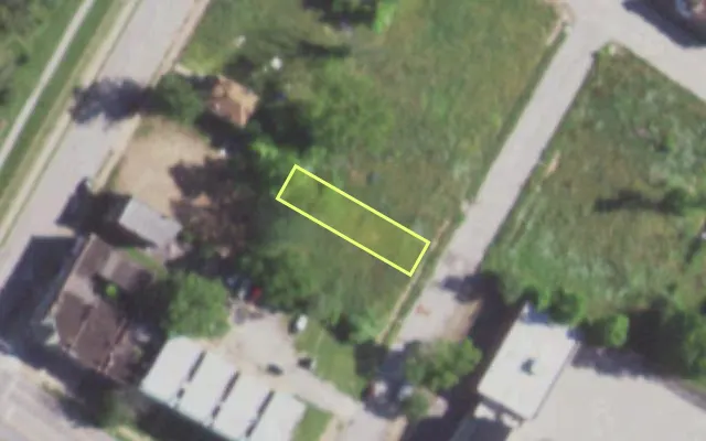 Aerial view of 1323 SEMPLE AV — vacant lot, St. Louis with approximate parcel outline