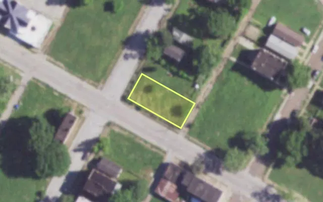 Aerial view of 4300 JOHN AV — vacant lot, St. Louis with approximate parcel outline