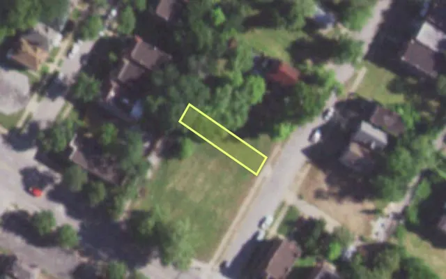 Aerial view of 1313 CLARA AV — vacant lot, St. Louis with approximate parcel outline