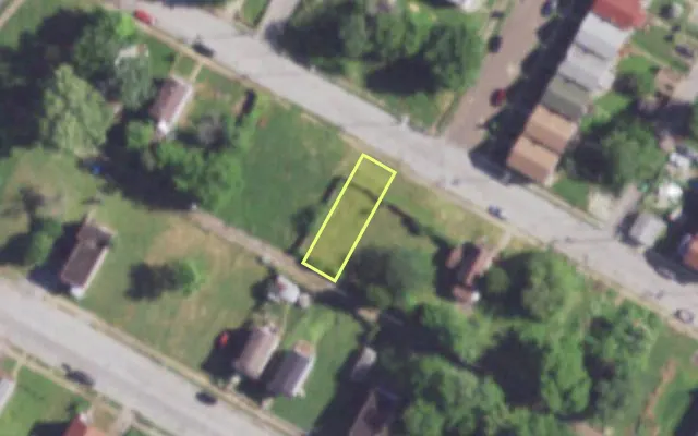 Aerial view of 3758 PENROSE ST — vacant lot, St. Louis with approximate parcel outline