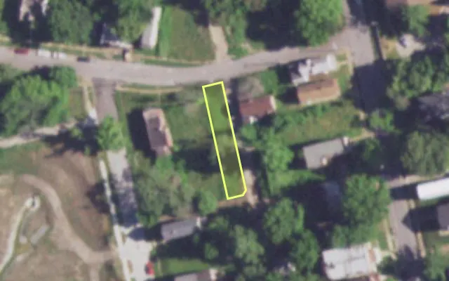 Aerial view of 1016 GARTH AV — vacant lot, St. Louis with approximate parcel outline