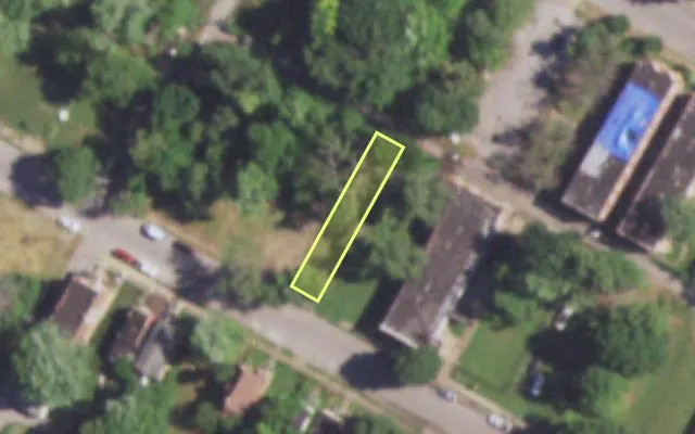 Aerial view of 4439 KENNERLY AV — vacant lot, St. Louis with approximate parcel outline