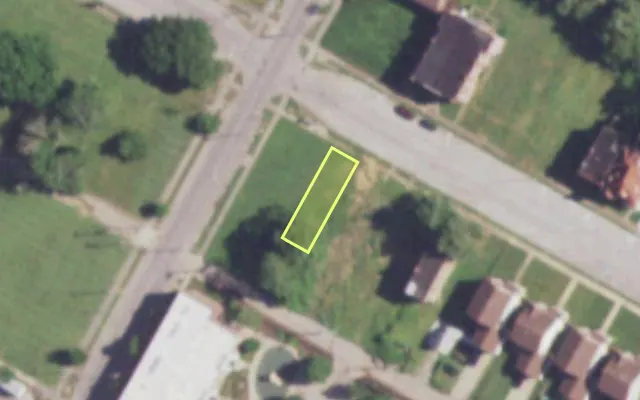 Aerial view of 4066 COOK AV — vacant lot, St. Louis with approximate parcel outline
