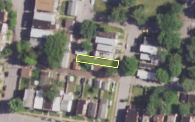 Aerial view of 4541 MICHIGAN AV — vacant lot, St. Louis with approximate parcel outline