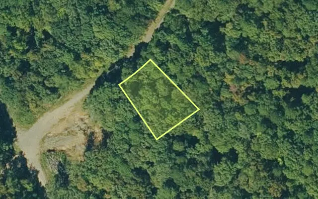 Aerial view of VAN BUREN County parcel 4550-02085-0000 — Arkansas post-auction with approximate parcel outline