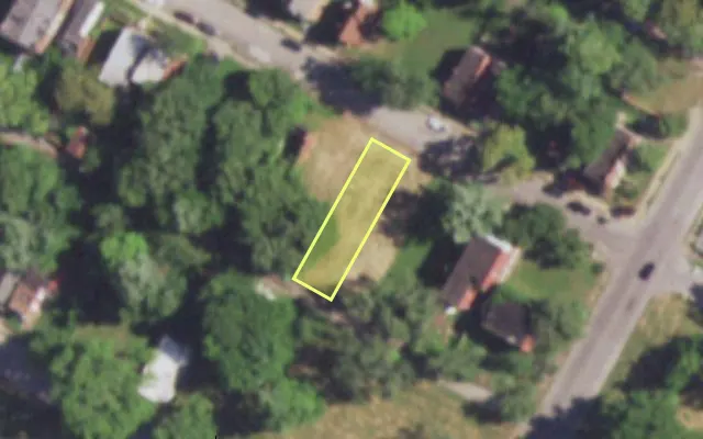 Aerial view of 4418 GARFIELD AV — vacant lot, St. Louis with approximate parcel outline