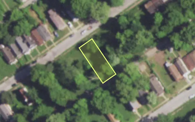 Aerial view of 5236 GENEVIEVE AV — vacant lot, St. Louis with approximate parcel outline