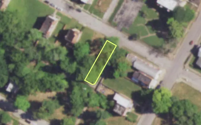 Aerial view of 4514 GARFIELD AV — vacant lot, St. Louis with approximate parcel outline