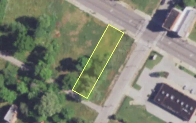 Aerial view of 4204 DR MARTIN LUTHER KING DR — vacant lot, St. Louis with approximate parcel outline